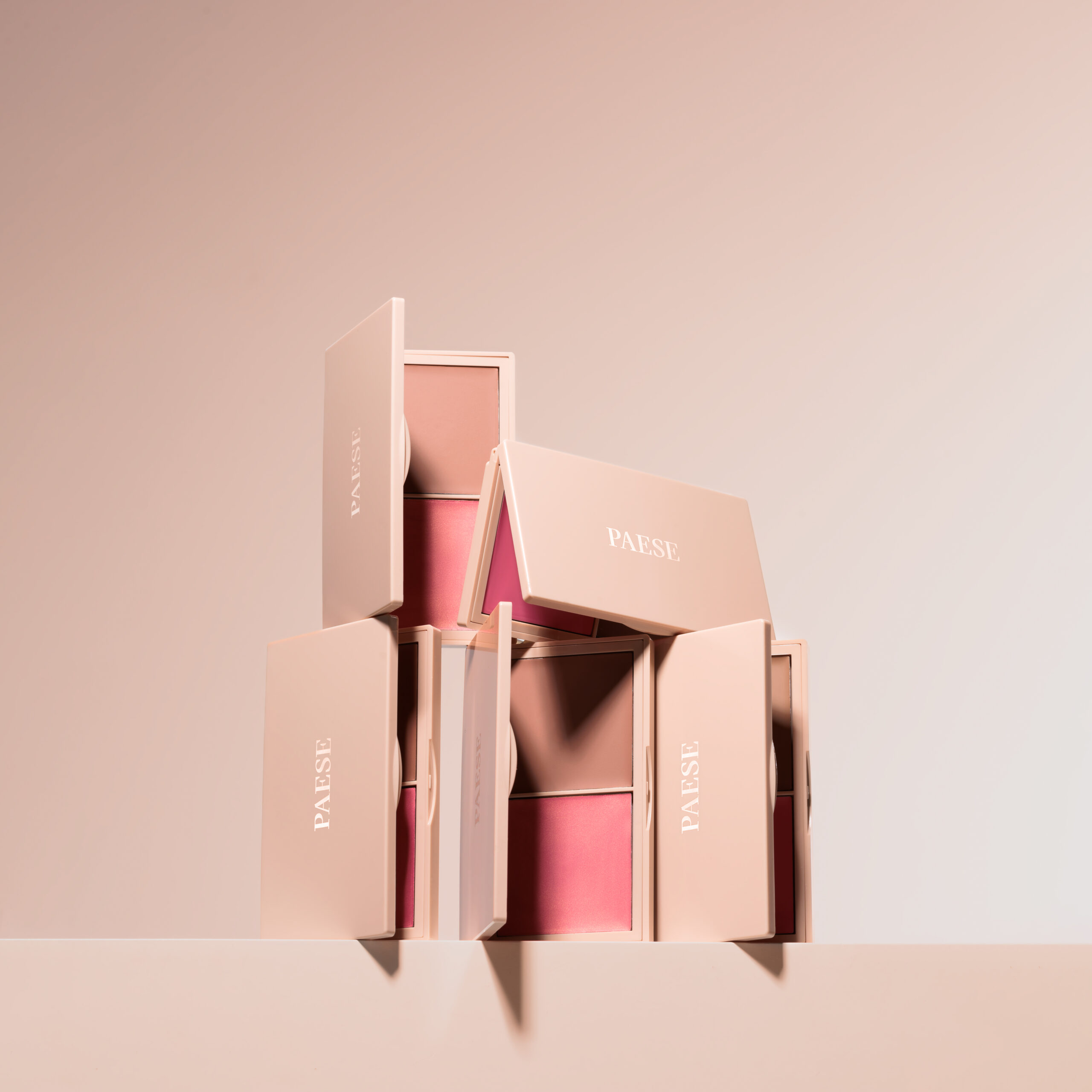 <span>Kiss My Cheeks</span> paleta do konturowania twarzy